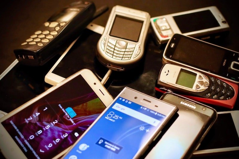 A lot of different mobile phone e-waste