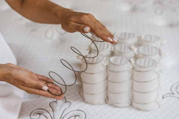 Box springs separated for mattress recycling
